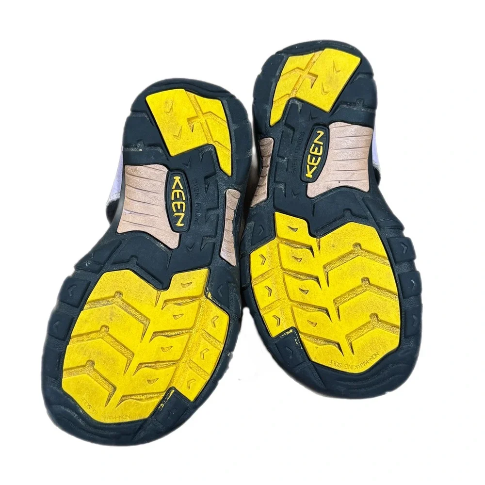KEEN Newport H2 Kids Size 1 Purple Lavender Waterproof Hiking Water Sandals